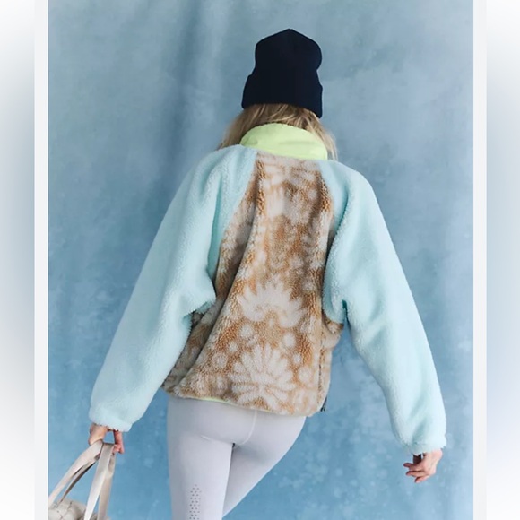 Free people movement hit the slopes printed fleece pullover size XS - Picture 2 of 6